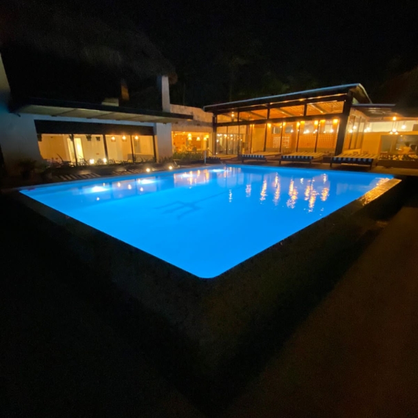 PHOTO-2022-11-11-13-01-36